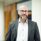 Henrik Smedmark - pressbild_JULIANA FÄLLDIN (1).jpg