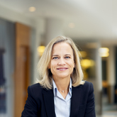 004_210921_EVA GLUCKMANN.jpg