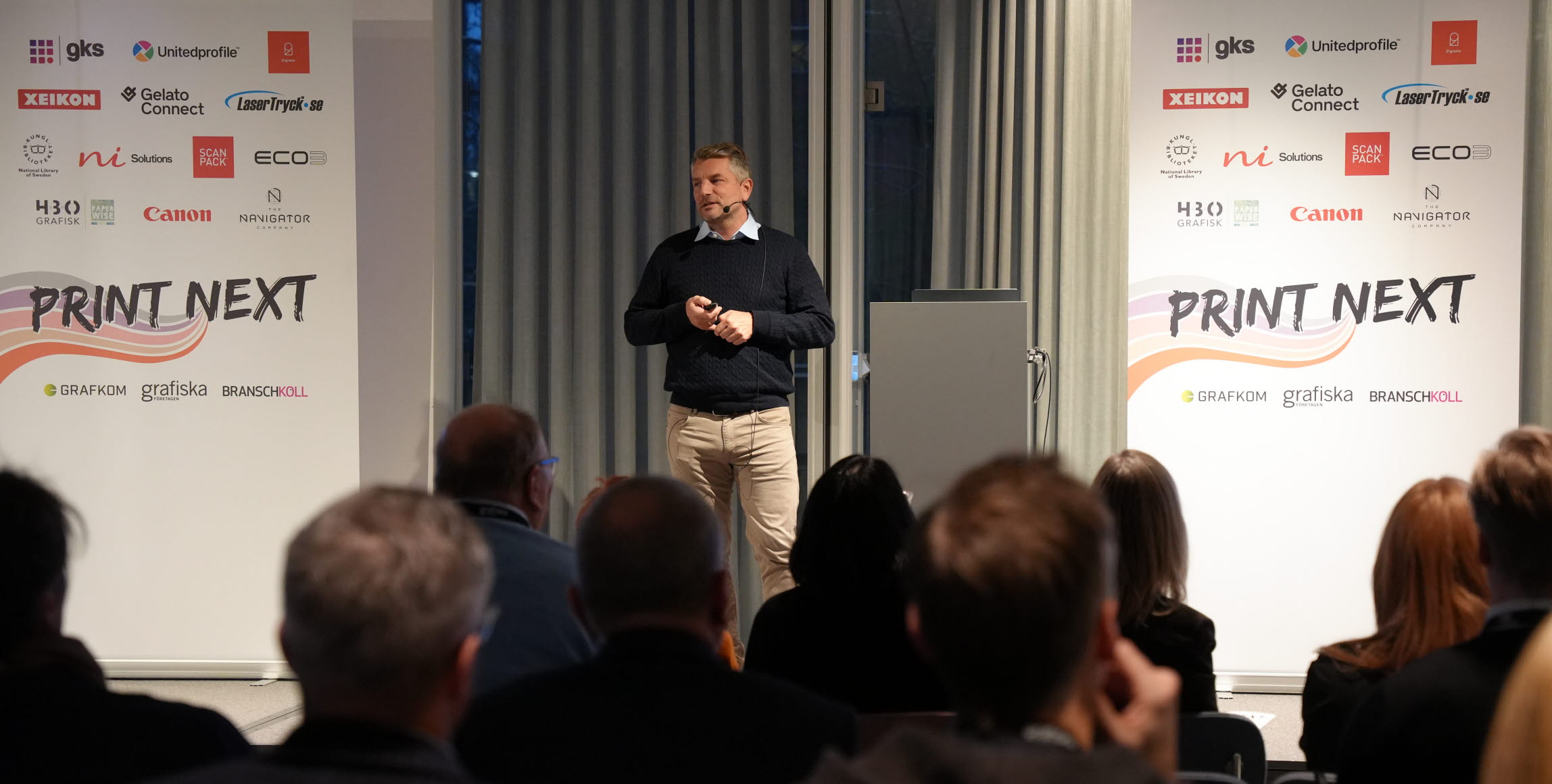 Bild på Esben Mols Kabell, LaserTryck.