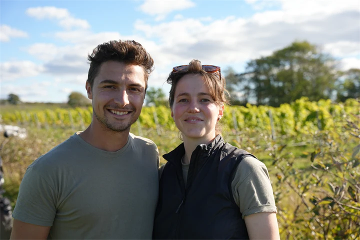 Bild på Romain Chichery och Emma Berto.